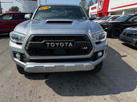 Anti-Lock Brakes; Fog Lights; Immobilizer; Compass; Trailer Wiring Harness; Back-Up Camera; Deep Tin... (image 2)