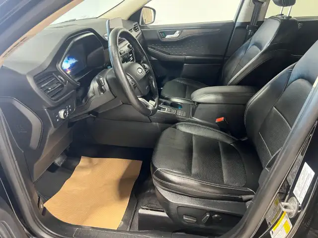 2020 Ford Escape in Cars & Trucks in Edmonton - Image 11