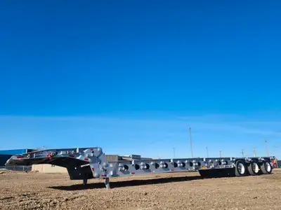 Comes with Fresh Safety 2007 Doepker 47 Ton Tri axle Scissorneck / Folding neck / Low boy Oil Field...