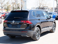Rare Tiguan with 3 rows of seating and a sharp looking blue interior! WE ARE A NO PRESSURE ENVIRONME... (image 8)