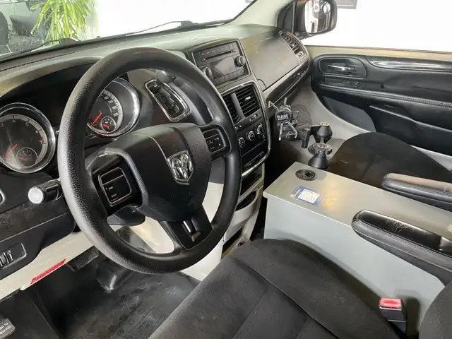 2015 Ram Cargo Van C/V in Cars & Trucks in City of Montréal - Image 17