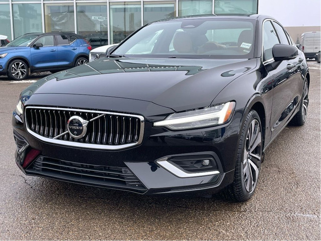 2023 Volvo S60 B5 AWD Ultimate - Bright in Cars & Trucks in Edmonton