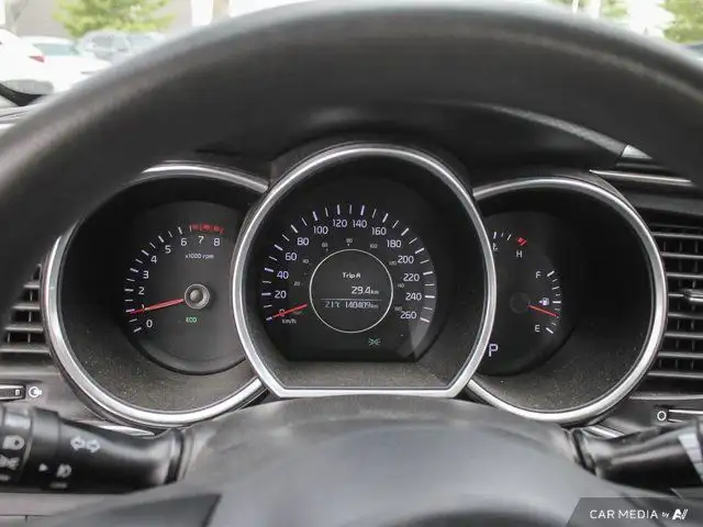 2014 Kia Optima LX in Cars & Trucks in London - Image 19