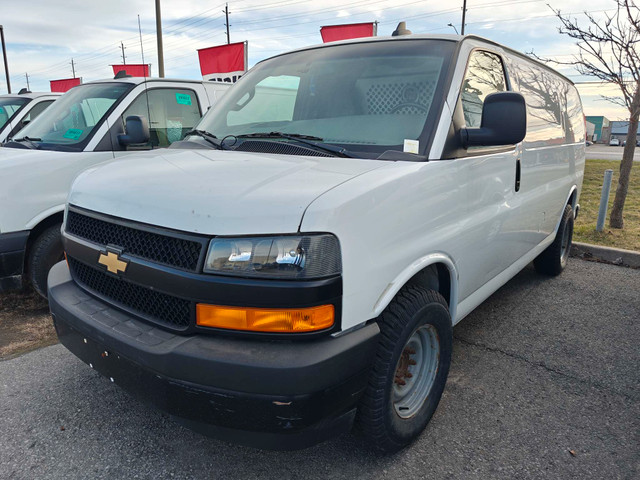 2018 Chevrolet Express 3500 Work Van 3500 1 TON in Cars & Trucks in Ottawa