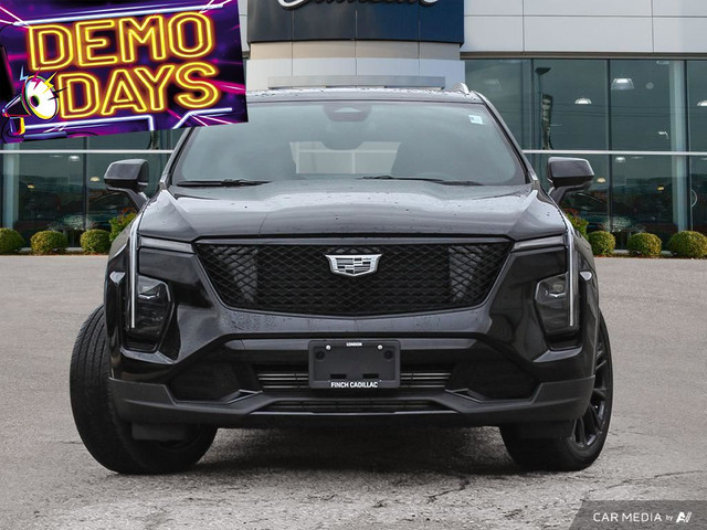 2025 Cadillac XT4 Premium Luxury in Cars & Trucks in London - Image 2