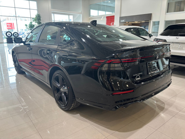 2025 Honda Accord Hybrid Sport | TOIT | DÉMARREUR | GARANTIE LAL in Cars & Trucks in City of Montréal - Image 4
