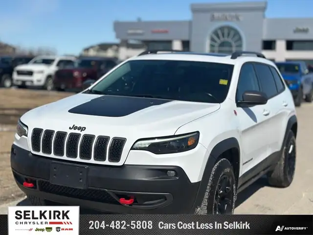 2020 Jeep Cherokee in Cars & Trucks in Winnipeg - Image 2