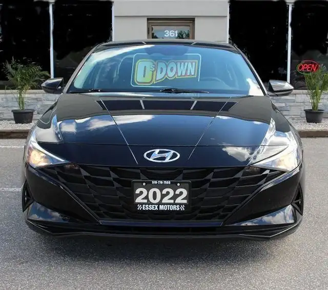 2022 Hyundai Elantra Preferred*Heated Seats*CarPlay*Rear Cam*2.062940368573185121