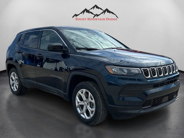 DRIVE FOR $125 WEEKLY ! EX-DEMO 2024 JEEP COMPASS 4X4 in Cars & Trucks in Red Deer - Image 4
