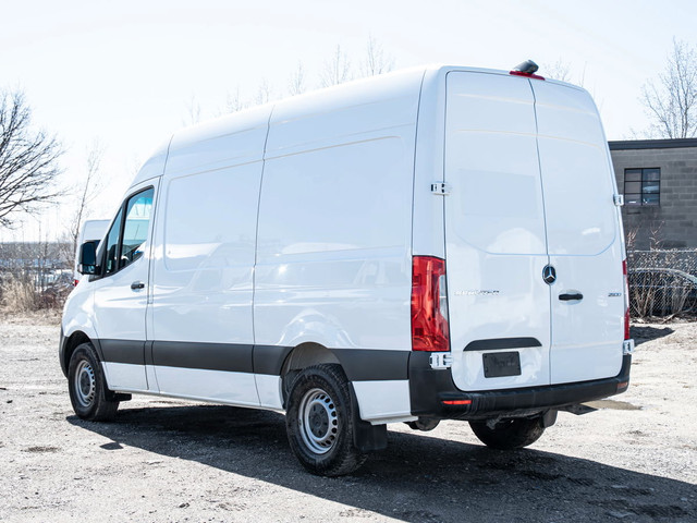 2023 Mercedes-Benz Sprinter Standard Roof in Cars & Trucks in Mississauga / Peel Region - Image 4