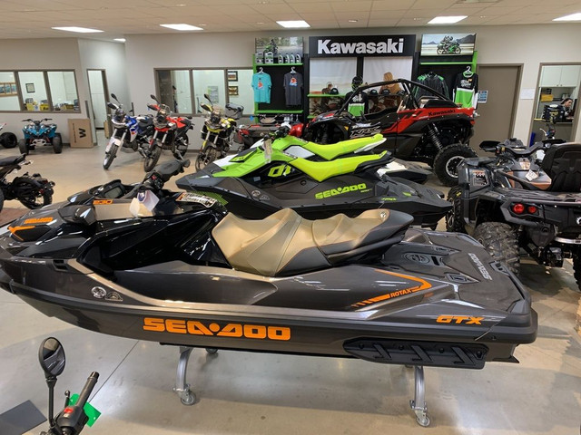  2023 Sea-Doo GTX230 GTX230 SUPERCHARGED in Personal Watercraft in Guelph - Image 4