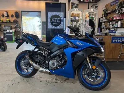 Engine Type: 4-stroke, 4-cylinder, liquid-cooled, DOHC Displacement: 999 cm3 (61.0 cu. in.) Bore and...
