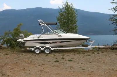Volvo Penta 5.7 GI 310 Hours SX Drive Honda 8hp Roswell tower w/ racks Bimini top Cockpit cover Clar...
