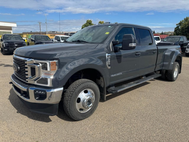 2021 Ford F-350 Lariat in Cars & Trucks in Medicine Hat
