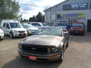 2005 Ford Mustang CONVERTIBLE