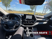Sunroof, Power Liftgate, Blind Spot Detection, Synthetic Leather Seats, Heated Seats! Experience pre... (image 3)