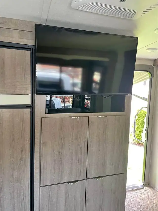 2021 GRAND DESIGN IMAGINE TRAVEL TRAILER 28FT -WHITE! in Cargo & Utility Trailers in Dartmouth - Image 6