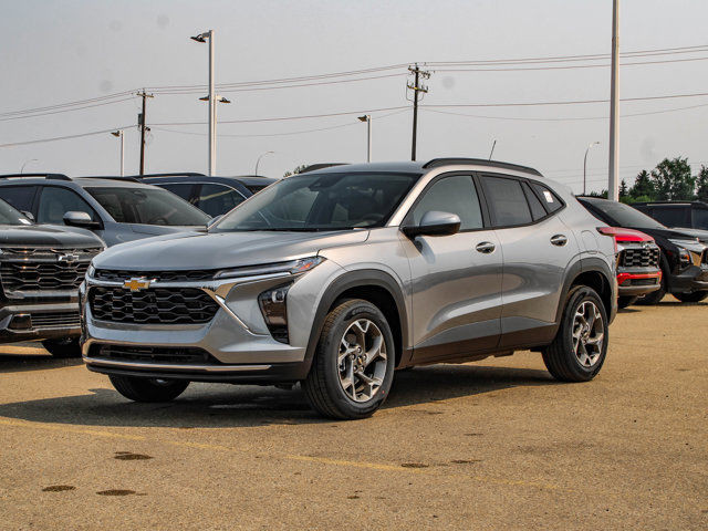 2025 Chevrolet Trax LT in Cars & Trucks in Edmonton - Image 4