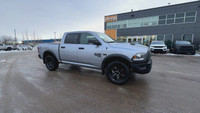 Odometer is 4198 kilometers below market average! This Ram 1500 Classic is equipped with: Premium Cl... (image 1)