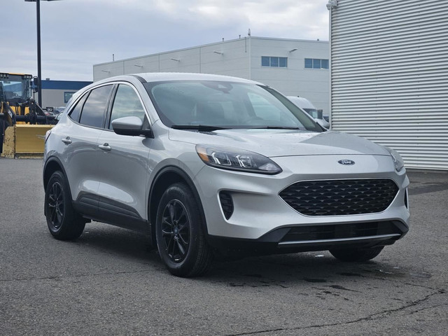 Ford Escape SE TI 2020 à vendre in Cars & Trucks in Victoriaville - Image 3