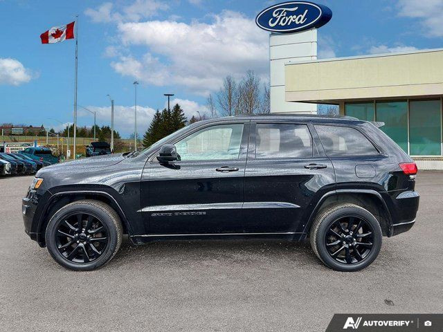 2018 Jeep Grand Cherokee Altitude IV 5 PASSENGER | 4WD | TOW in Cars & Trucks in Kitchener / Waterloo - Image 4