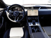 Red Brake Calipers, Heated Windscreen, Tow Hitch Receiver, Reduced Section Steel Spare Wheel, Wheels... (image 7)