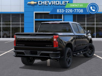 4WD Crew Cab 147" Custom Engine: 4 Cylinder Engine (image 3)