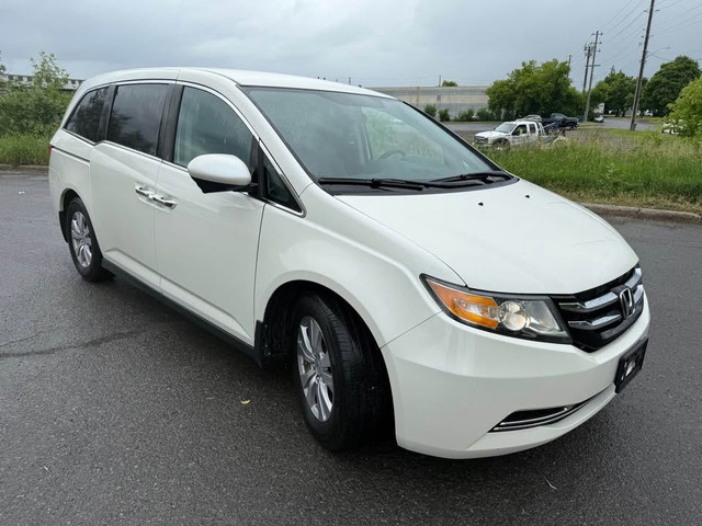2017 Honda Odyssey EX 8 PASSENGERS / DVD PLAYER / POWER SLIDING  in Cars & Trucks in Ottawa - Image 3