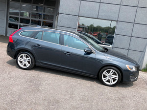 2015 Volvo V60 T5 DRIVE-E | NAVI | REARCAM | LEATHER | ROOF |ALLOYS