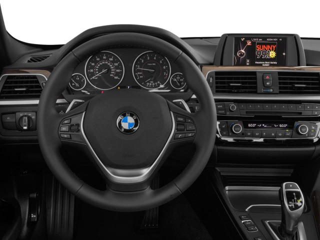 2017 BMW 330 i xDrive in Cars & Trucks in Lethbridge - Image 4