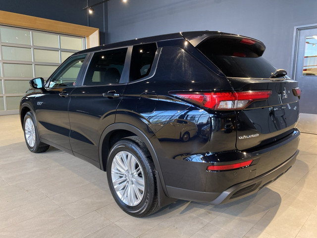 2023 Mitsubishi Outlander PHEV ES S-AWC in Cars & Trucks in Edmonton - Image 3