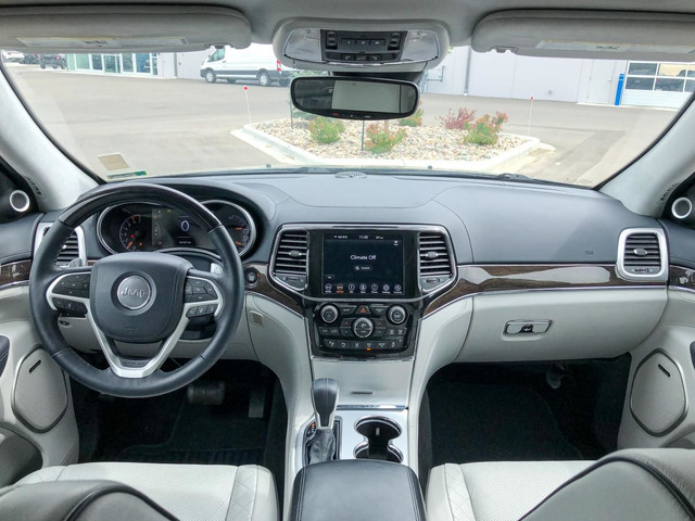 2021 Jeep Grand Cherokee Summit in Cars & Trucks in Lethbridge - Image 2