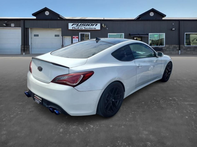 2013 Hyundai Genesis Coupe Premium-LEATHER-SUNROOF-NAVIGATION-EX in Cars & Trucks in Leamington - Image 3