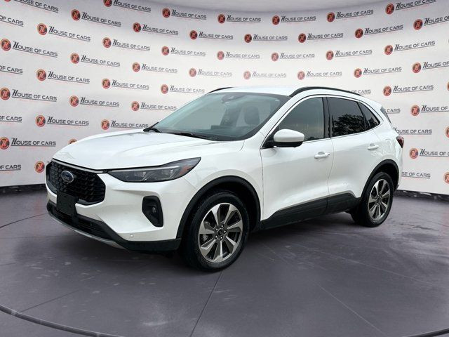 2024 Ford Escape Platinum in Cars & Trucks in Calgary