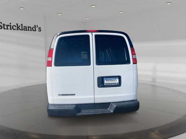 2022 CHEVROLET EXPRESS 135 in Cars & Trucks in Stratford - Image 4