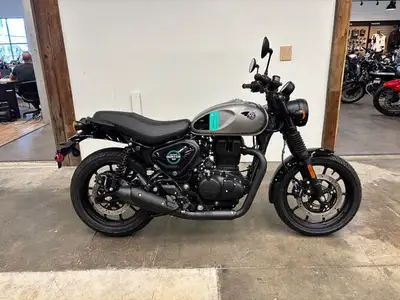 FOR SALE: 2023 Royal Enfield Hunter 350 ? Dapper Ash Only 95 KMs Dealer Fee: $395 Why You'll Love It...