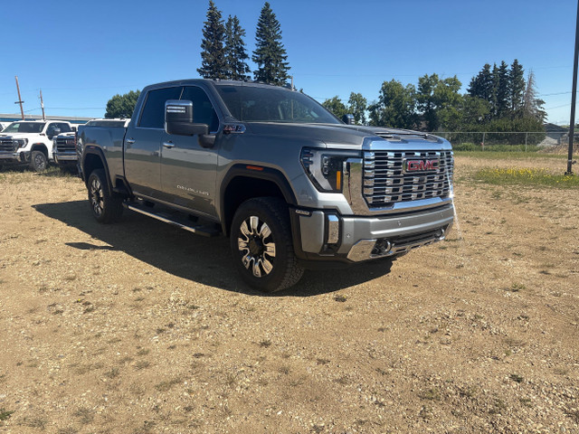 2025 GMC Sierra 3500HD Denali in Cars & Trucks in Edmonton - Image 3