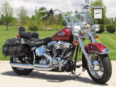 This Incredible Heritage Softail Classic has Over $6,500 in Customizing and Options including: Full...