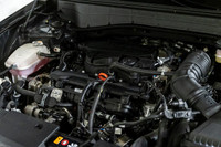 Francais: * Moteur : 1.6L Turbo GDI DACT 16 soupapes 4 cylindres en ligne * Transmission : automatiq... (image 8)
