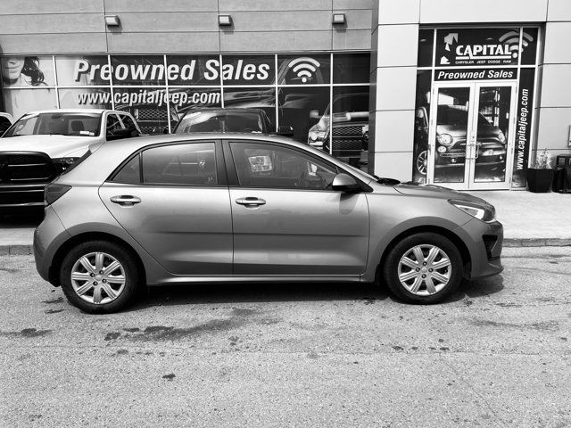 2021 Kia Rio 5-door LX+ | Heated Seats | in Cars & Trucks in Edmonton - Image 2