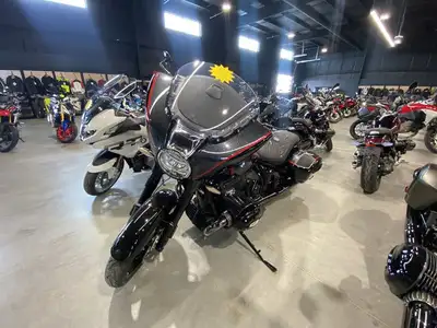 2024 BMW R 18 B 719 Black PearlRAW POWER PURE SOULThe R 18 B brings together full power with BMW Mot...