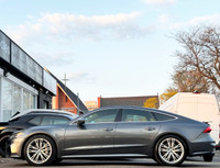 Audi A7 Sportback Progressiv 55 TFSI Quattro - S-Line Package - Daytona Grey Pearl Effect Exterior o... (image 1)