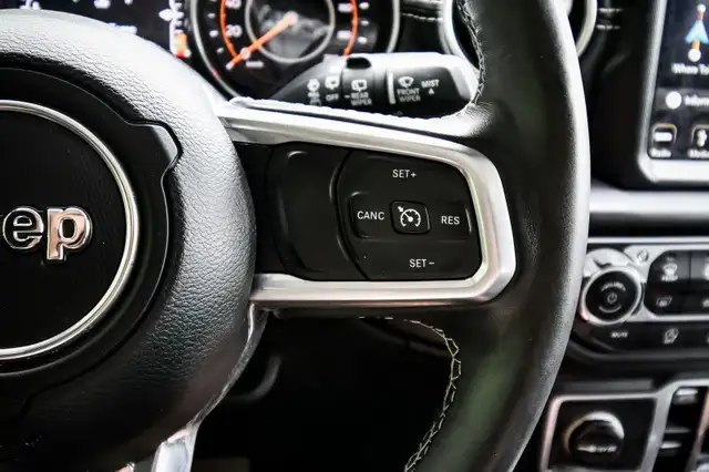 2018 Jeep Wrangler Unlimited Sahara • HEATED SEATS/STEERING • NA in Cars & Trucks in Cornwall - Image 15