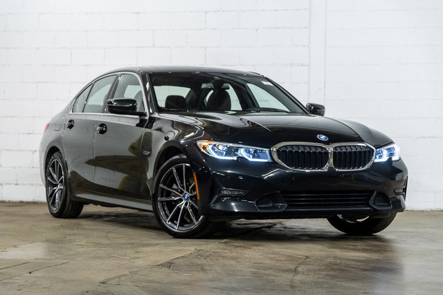 2022 BMW 3 Series 330e xDrive Hybride | Premium Excellence in Cars & Trucks in City of Montréal