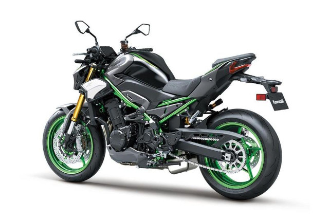 2025 KAWASAKI Z900 SE dans Routières sportives  à Laval/Rive Nord - Image 3