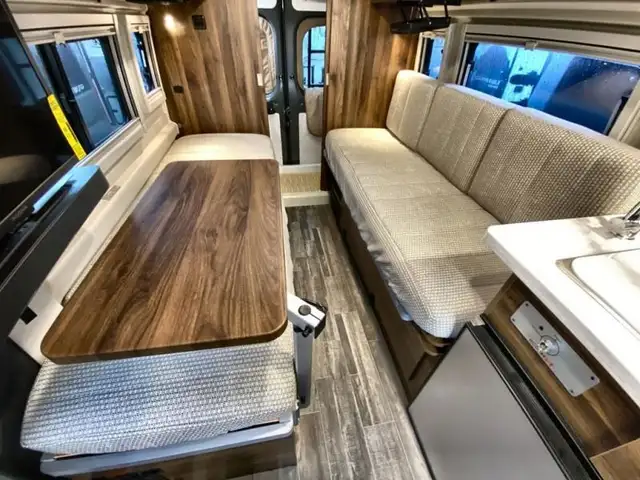 2025 Winnebago Travato 59K in RVs & Motorhomes in Abbotsford - Image 34