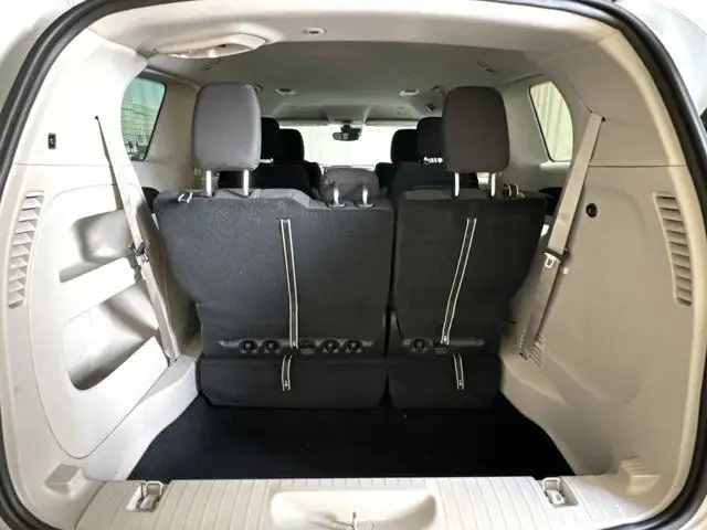 2024 Chrysler Grand Caravan SXT | Remote Start | Apple CarPlay in Cars & Trucks in Edmonton - Image 24