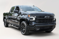 Engine: Moteur à 8 cylindres 5.3L/325CI L/100Km City: 15.8 L/100Km Hwy: 13.1 (image 1)