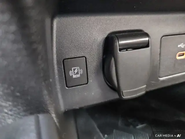 2023 Nissan Versa SR | Apple Car Play | Heated Seats | Wireless dans Autos et camions dans Ottawa - Image 30