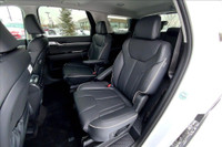 Leather Seating Surfaces, 12.3 Inch Lcd Cluster, Ventilated Front Seats, Harman Kardon Sound System,... (image 9)